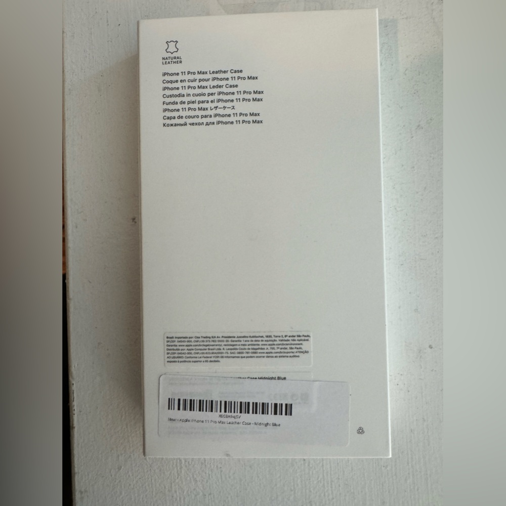 New in Box Apple iPhone 11 Pro Max Leather Case. - Picture 3 of 3